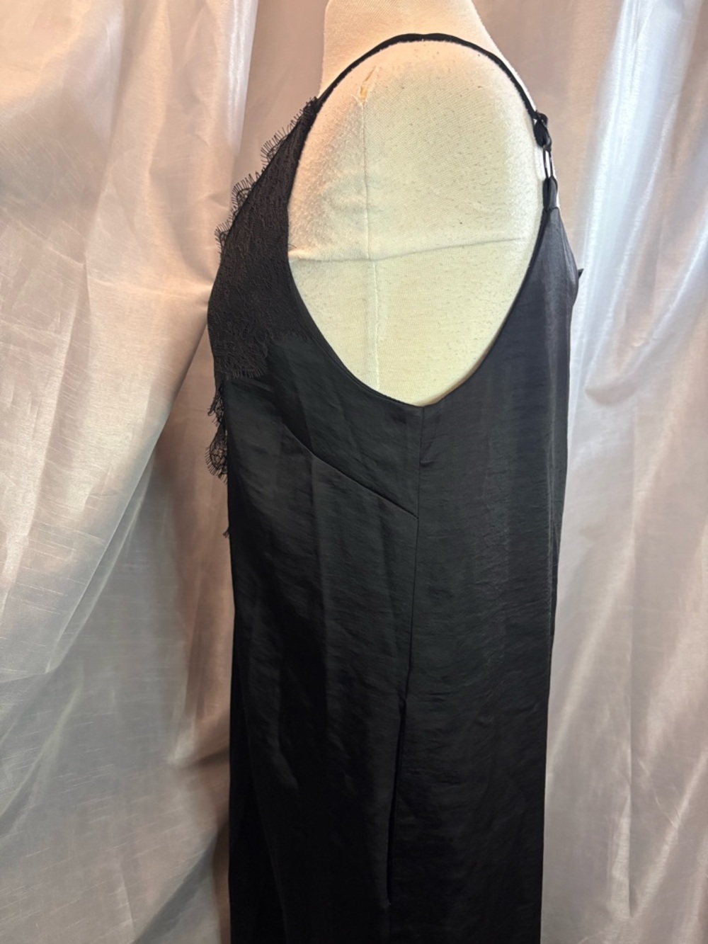 Universal Standard Black Lace-Trim Slip Dress - Adjustable Straps - Picture 5 of 9